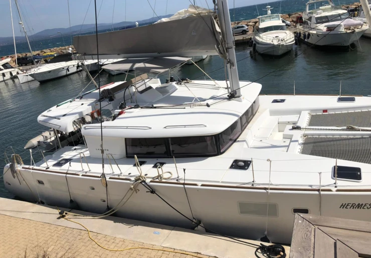 Lagoon 450 F Port de Hyères | HERMES