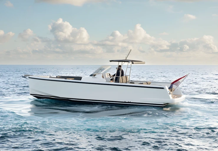 Fjord 36 Club Nautico de Ibiza | Squirtel