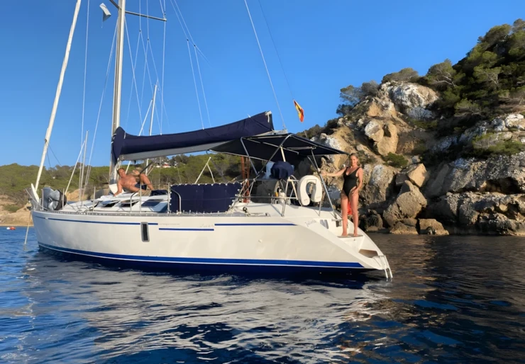 First 41s5 Puerto de Mahón | Julieta