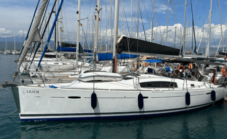 Beneteau 43.3