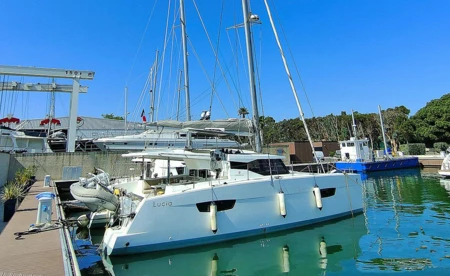 Lucia 40