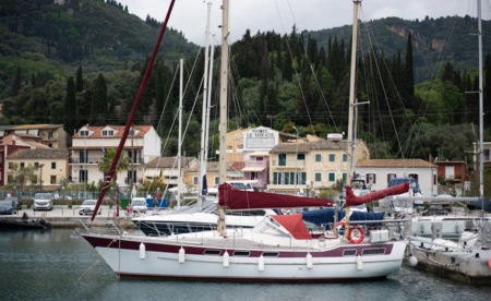 Amphitrite 43