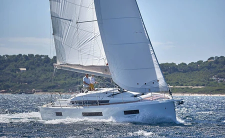 Sun Odyssey 440