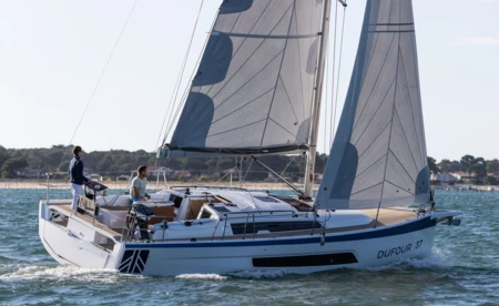 Dufour 37