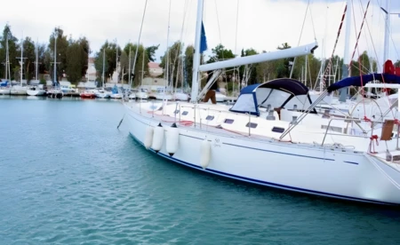 Dufour 50 Classic