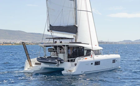 Lagoon 42