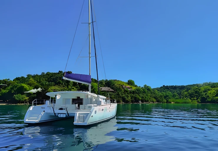 Lagoon 450 F Nosy Be | Tavel