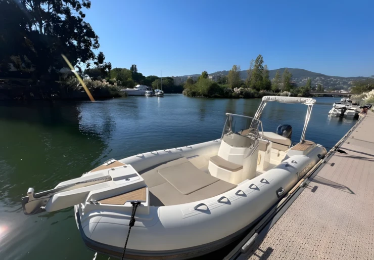 Capelli Tempest 700 Old port | 