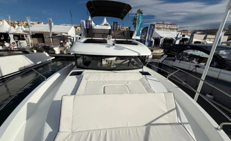 Swift Trawler 37 Fly
