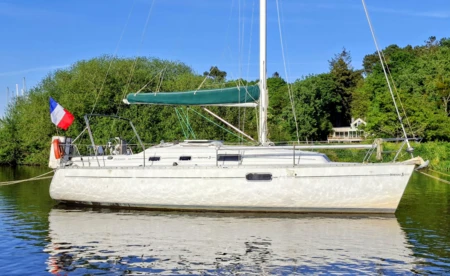 Oceanis 321