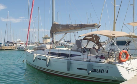 Sun Odyssey 439 Perf