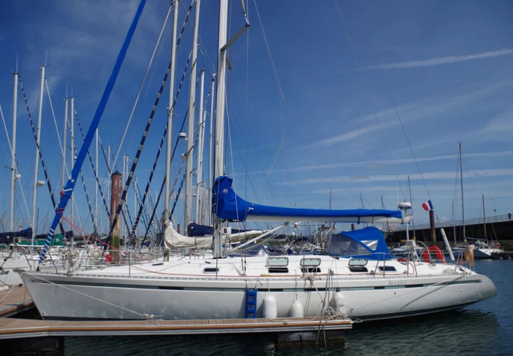 First 45f5 Port Moulin Blanc | Bleu Tonnerre