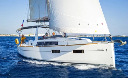 Oceanis 35