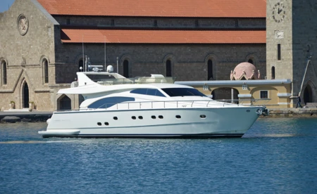 Ferretti 680