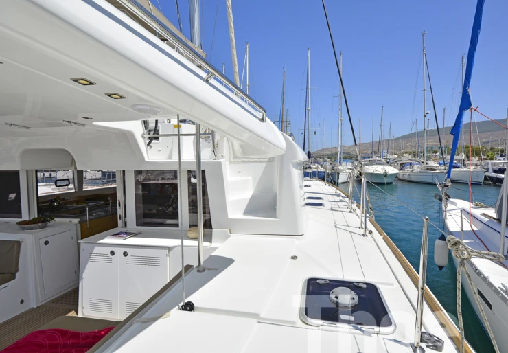 Lagoon 450 F Kos | THOE