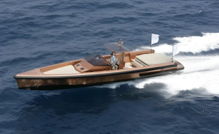 Wally Tender 45