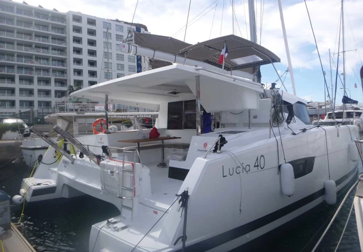 Lucia 40 Trois-ilets | Horus