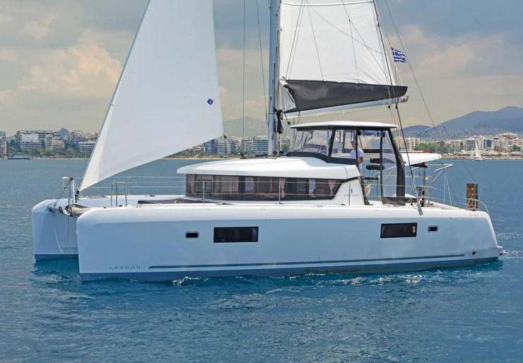 Lagoon 42 Lavrion - port principal | DEJA VU