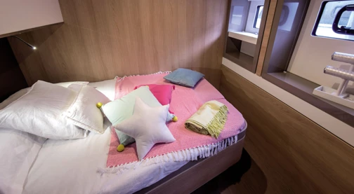 Cabina doble standard