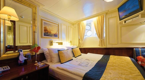 Cabine supérieure extérieure