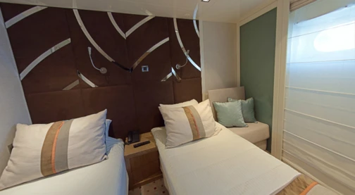 Cat. C - Ponte inferiore. Letti doppi o matrimoniali