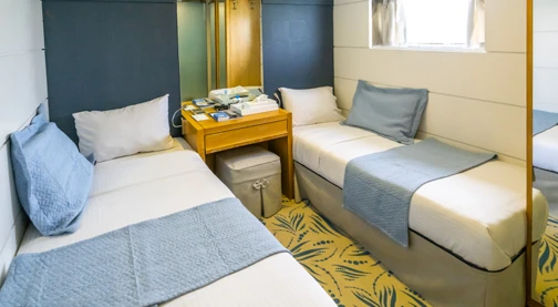 Cat A - Pont supérieur - Lit double ou lits jumeaux