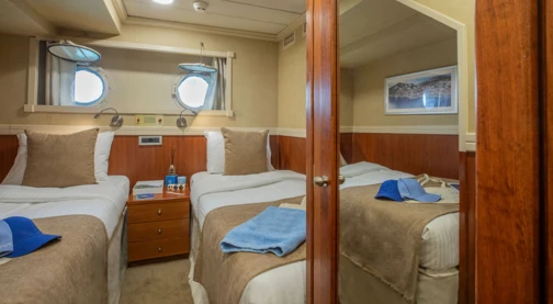 Cat C - Lower deck - Double bed or twin beds