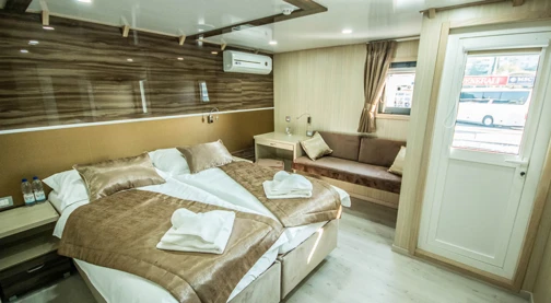 VIP – Oberdeck oder Hauptdeck