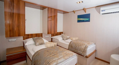 Double cabin - Lower deck