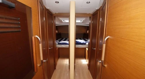 Cabine double standard