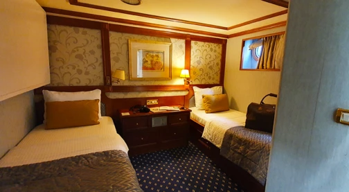 Two or three berths (twin beds) - Lower deck - Cat. B