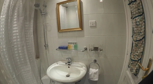 Cabin with twin beds