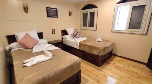 Cabaña con 2 camas individuales convertibles en cama doble