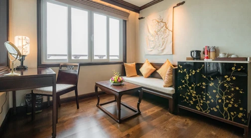 Signature Suites