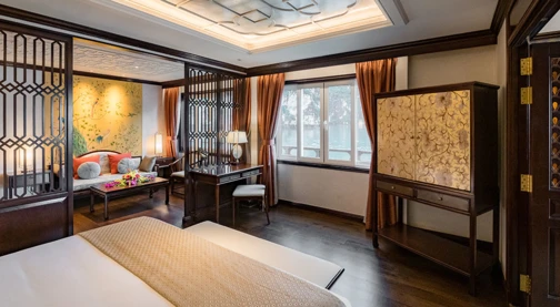 Regent Suites