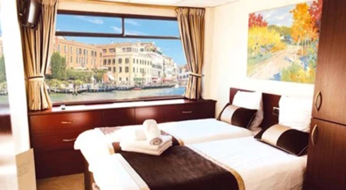 Upper Deck - Double Cabin - Cat B