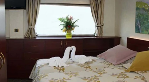 Main Deck - Suite - 2Beds - Cat B