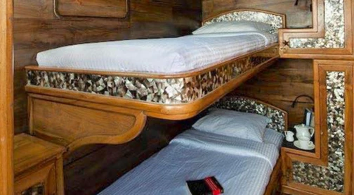 Cabina con letto a castello