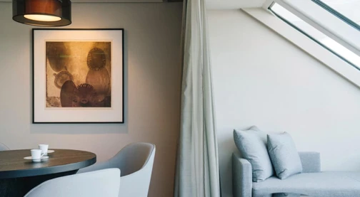 Large suite with balcony - Upper deck