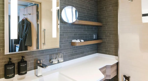 Corner suite - Upper deck