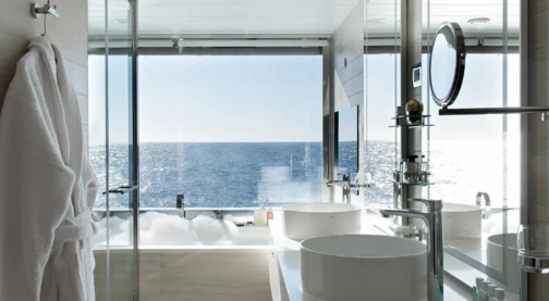 Owner's suite - Deck 5