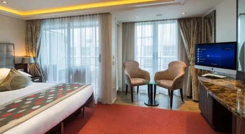 Double cabin - Cat AA