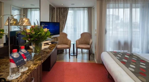 Double cabin - Cat BA