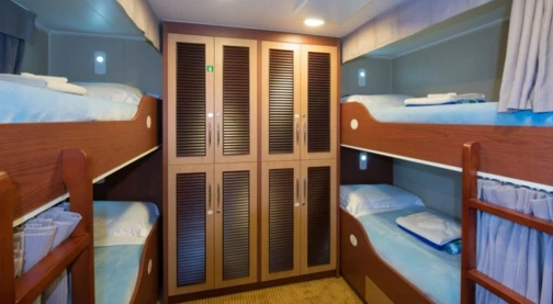 Schlafsaal - Oberdeck