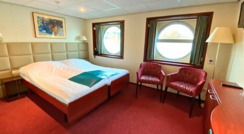 Cabina Deluxe con oblò apribile - Ponte superiore