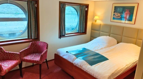 Cabina Deluxe con oblò apribile - Ponte superiore