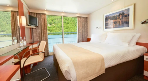 Double cabin - Upper deck