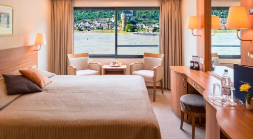 Cabina doppia con balcone – Ponte intermedio