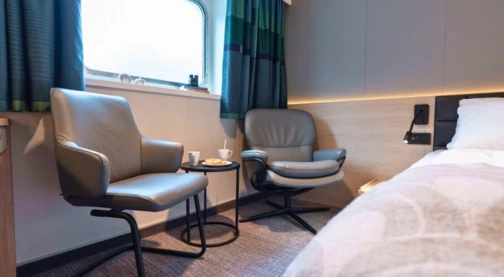 Cabine supérieure King avec vue sur la mer