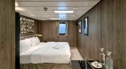 Cabinas dobles de lujo - Proa del barco